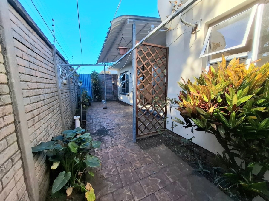 2 Bedroom Property for Sale in Gonubie Eastern Cape